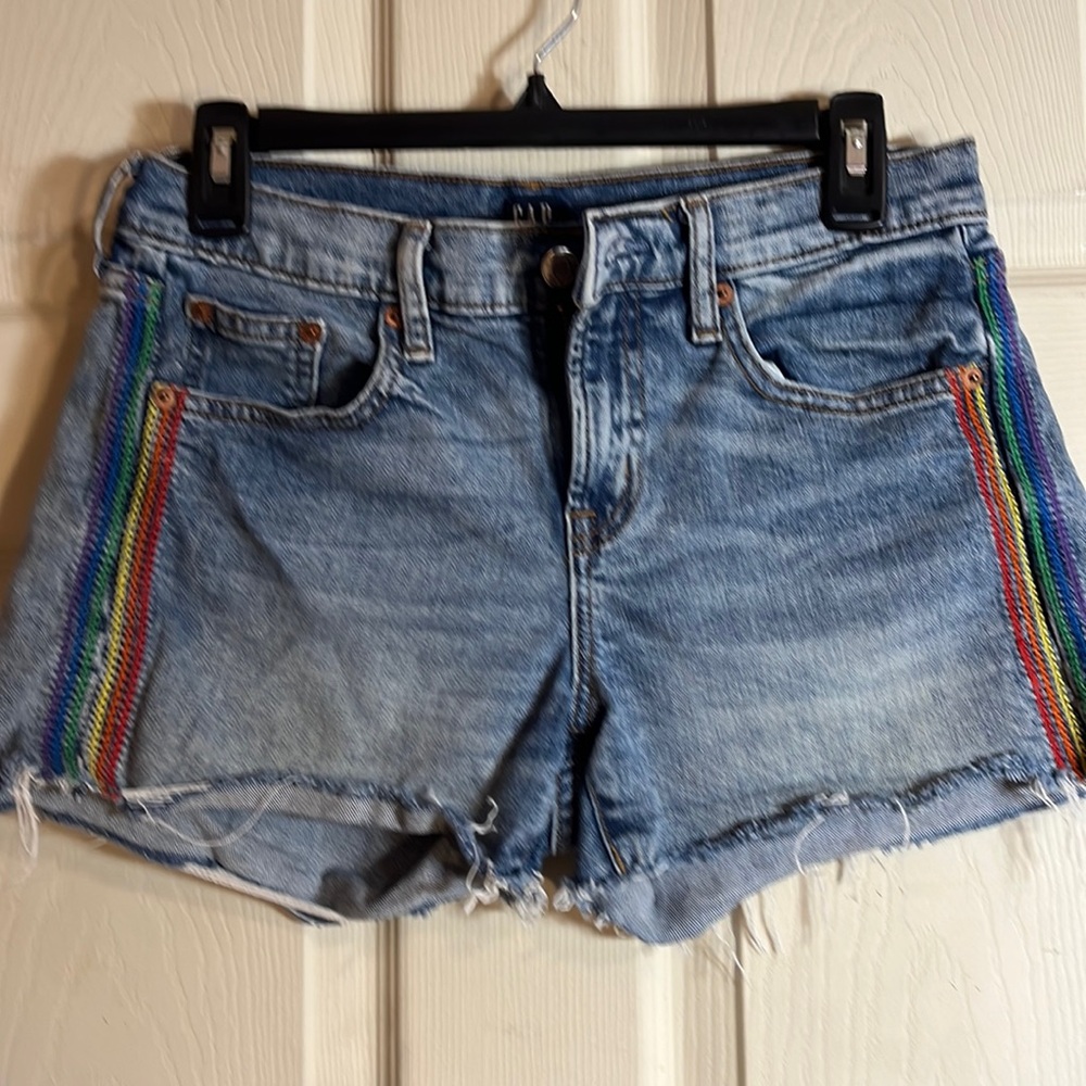 GAP Denim  stretch jean shorts size 26R